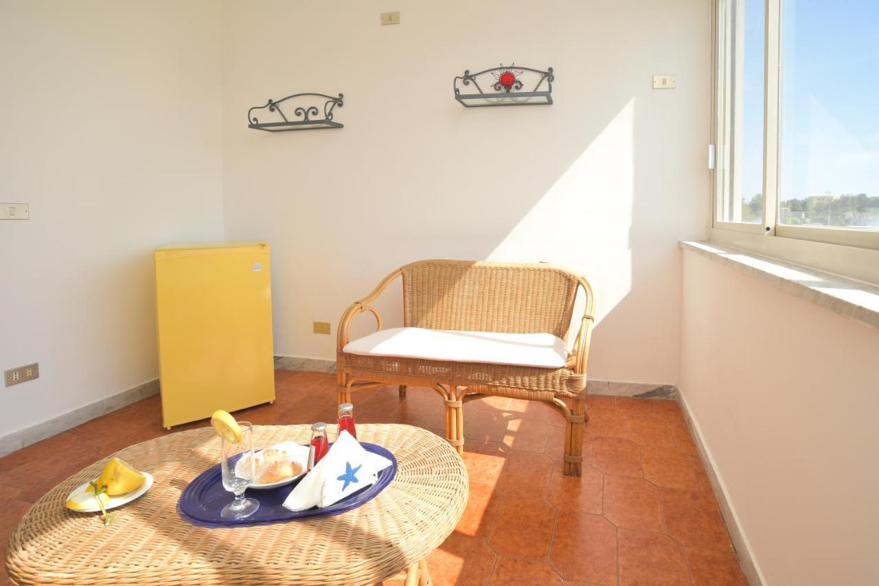 Hotel Celeste Procida Exterior foto