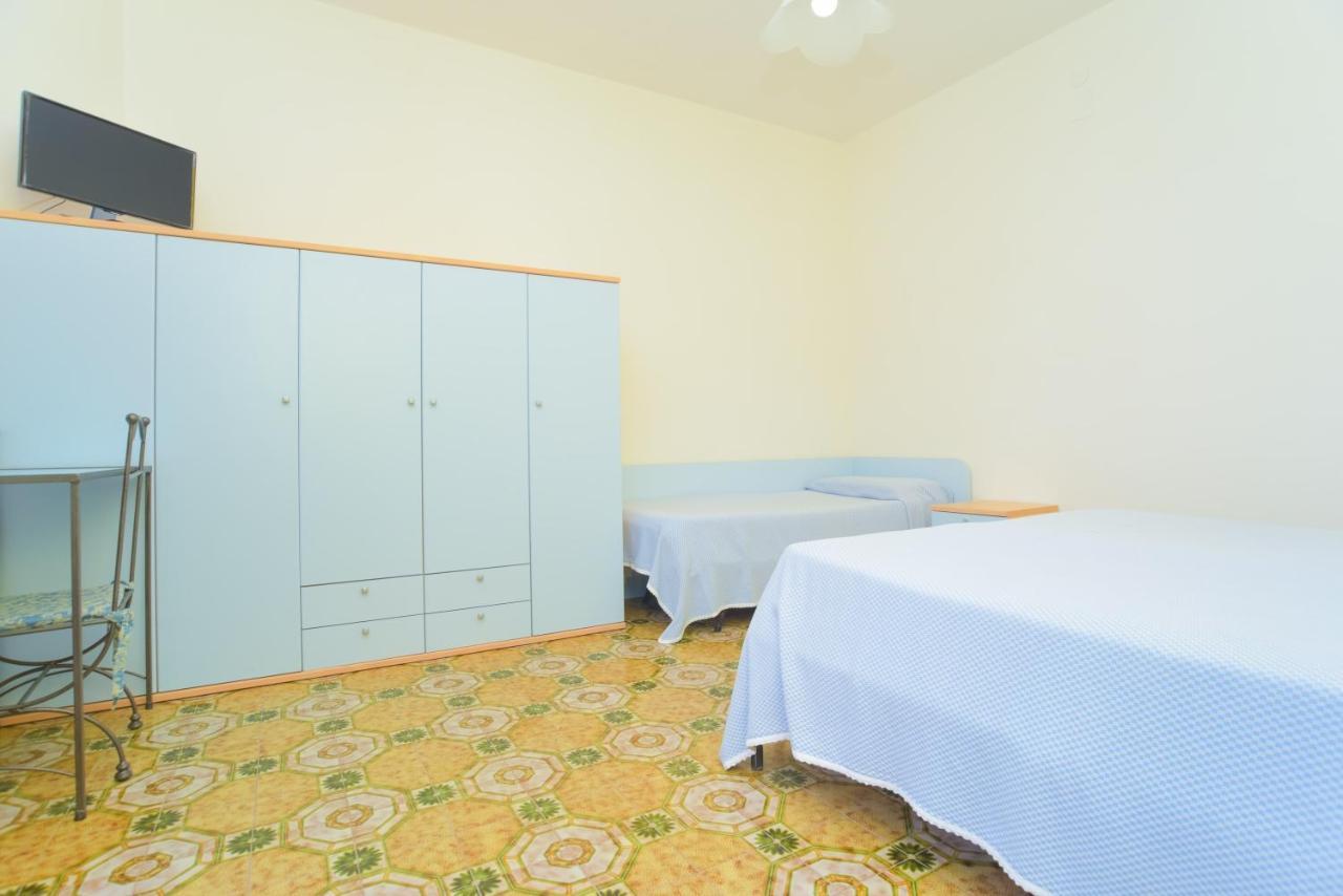 Hotel Celeste Procida Exterior foto